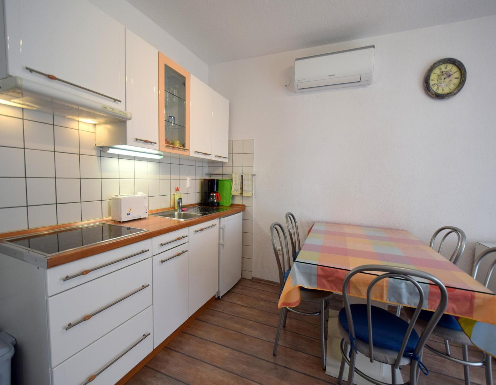 Apartment Martin Malinska Extérieur photo