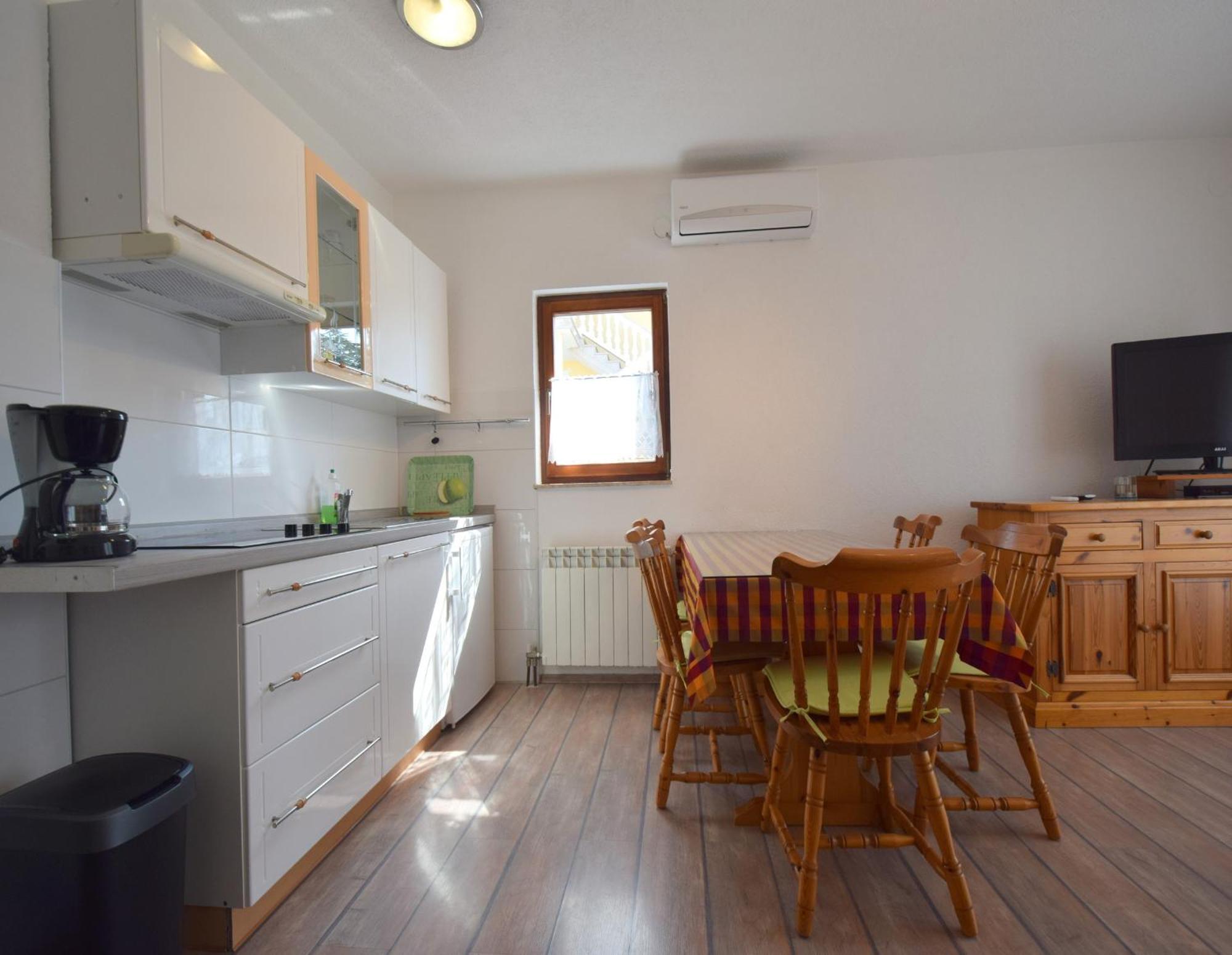 Apartment Martin Malinska Extérieur photo