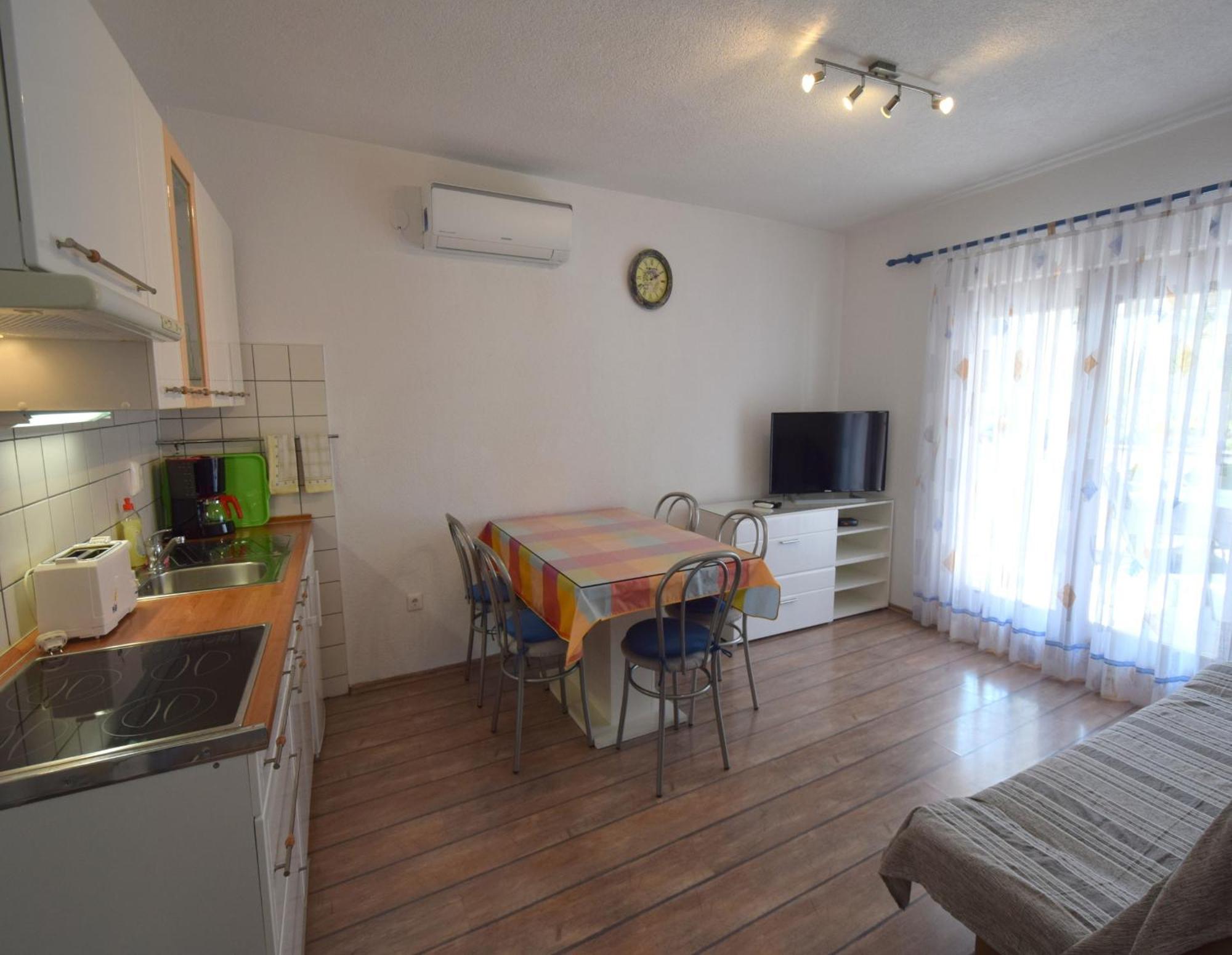Apartment Martin Malinska Extérieur photo