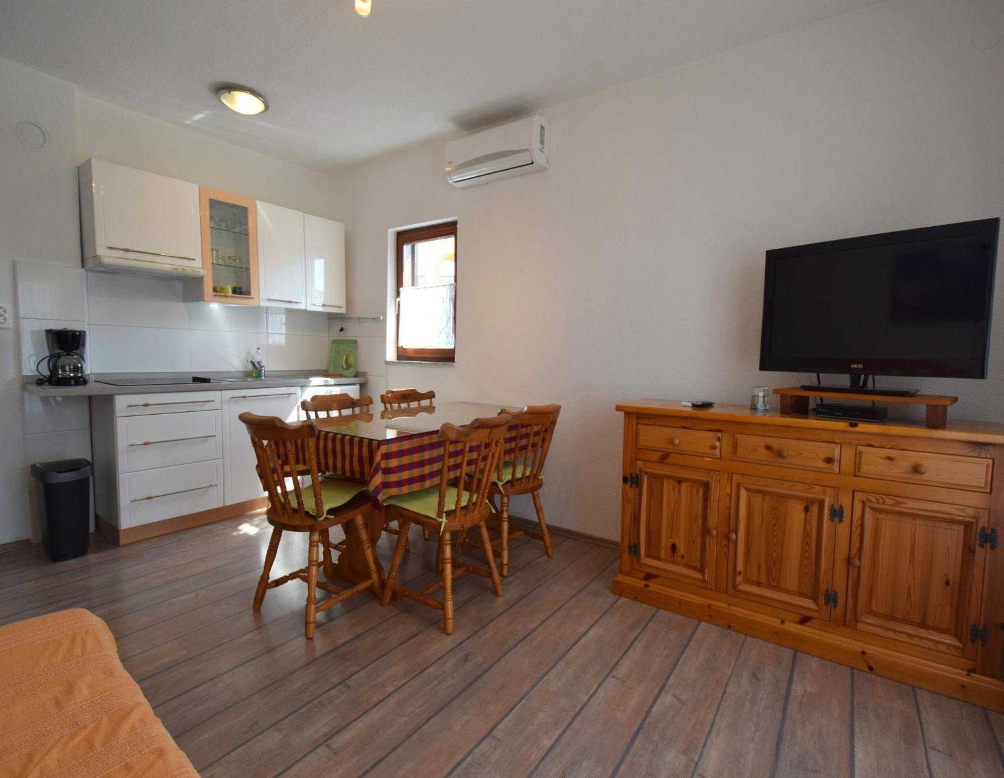 Apartment Martin Malinska Extérieur photo