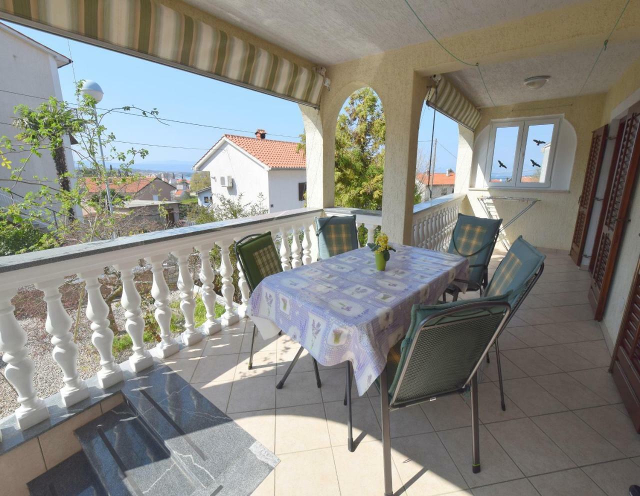 Apartment Martin Malinska Extérieur photo